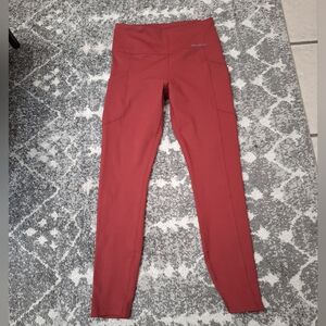 Eddie Bauer Red Leggings  High Rise side pockets  yoga pants Sz Small